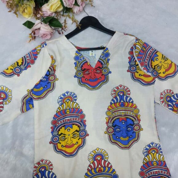 KAMAKARI PRINT KURTI - Picture 9 of 9